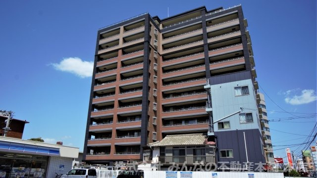 ラフォーレ諏訪野セントレの外観