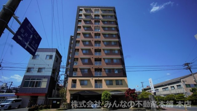 ラフォーレ諏訪野セントレの外観