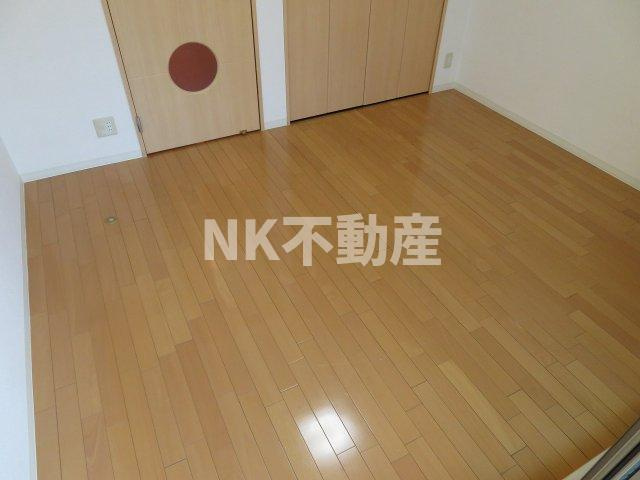 【居間・リビング】 | Celeb布施東（セレブ布施東）（俊徳道賃貸） | 洋室です
