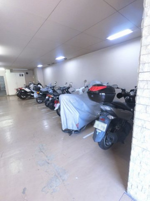 【その他共用部分】 | アーバンコンフォート横浜和田町 | 敷地内バイク置場