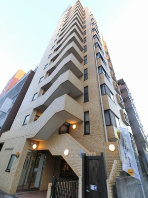 【外観】 | リッチハウス長者町 | 6階東南角部屋・前面が開けており日当たり・眺望良好です。
京浜東北線「関内」駅徒歩8分！駅近ならではの便利な住環境も魅力的です。