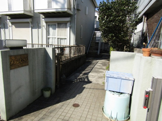 【エントランス】