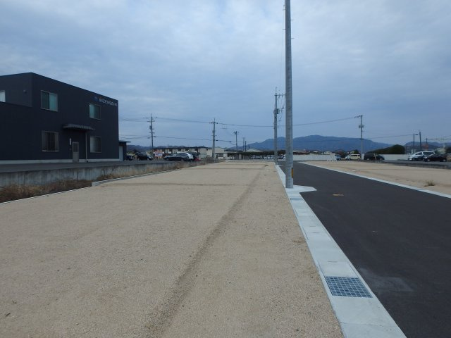 瀬戸内市長船町福岡　Ⅱ期の外観