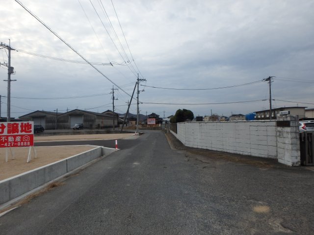 瀬戸内市長船町福岡　Ⅱ期の前面道路含む現地写真
