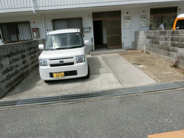 ハイツ藤の駐車場|ハイツ藤（柏原市　堅下駅）　駐車場