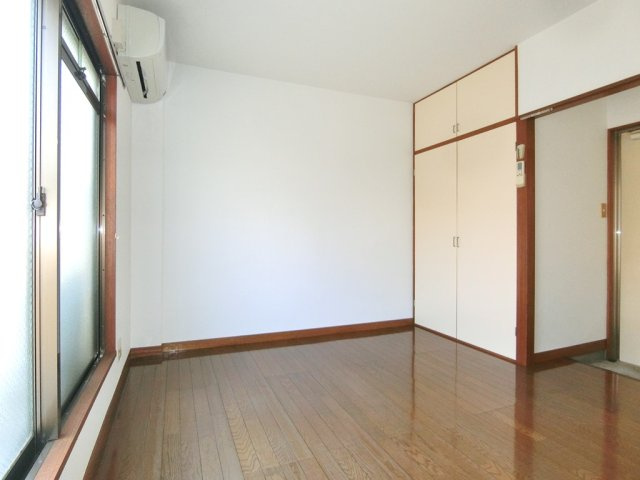 【洋室】 | アクロ一ツ橋