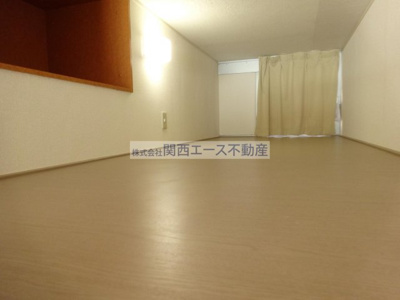 【寝室】 | レオパレスサン・ビレッジⅡ