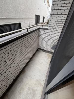 【バルコニー】 | オレンジ