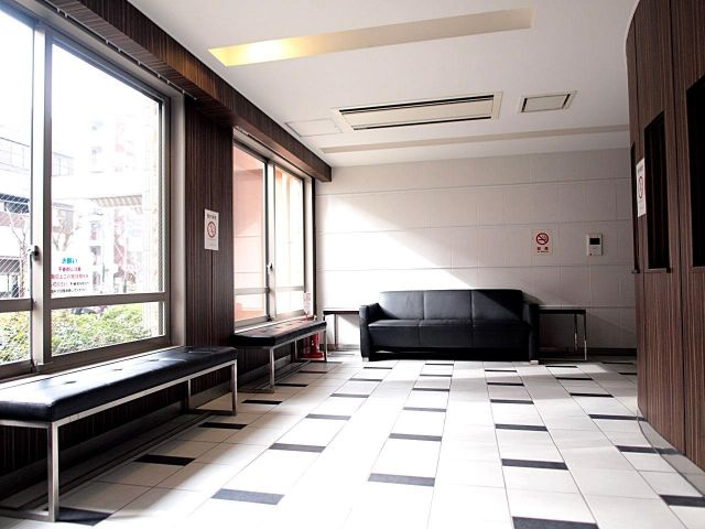 ラヴィータ日本橋のロビー