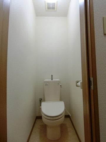 パープルのトイレ