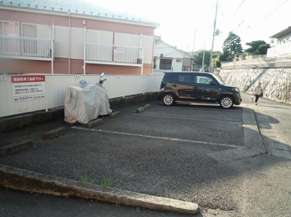 【駐車場】 | いつでも目の届く敷地内に駐車場があります♪お車をお持ちのファミリーさんにオススメです☆