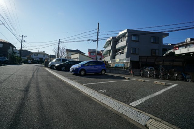 【駐車場】 | エバーグリーン八番館