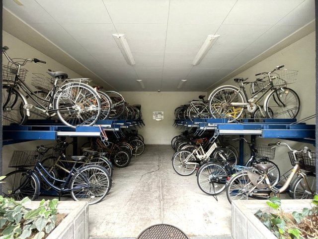 【その他共用部分】 | ライオンズマンション板橋区役所前 | 駐輪場