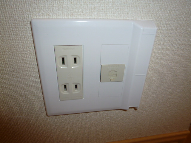 フリージアのその他|モジュラージャック