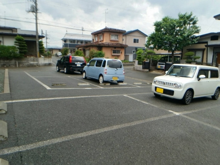 エスペランサ堤の駐車場