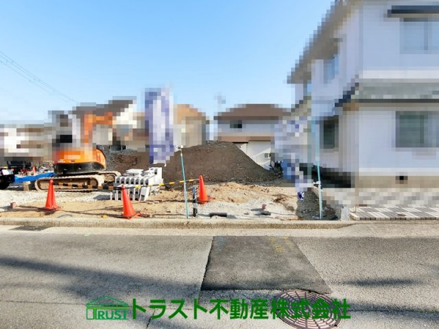 神戸市垂水区南多聞台６期１号棟の前面道路含む現地写真