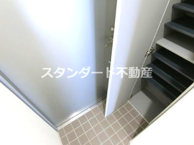 【玄関】 | Primavera Minamimorimachi(プリマヴェーラ南森町)