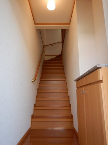 グランパレＫ Aの玄関|総社市井手　グランパレＫ　1LDＫ　玄関