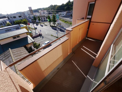 【バルコニー】 | ヴィラ新多聞