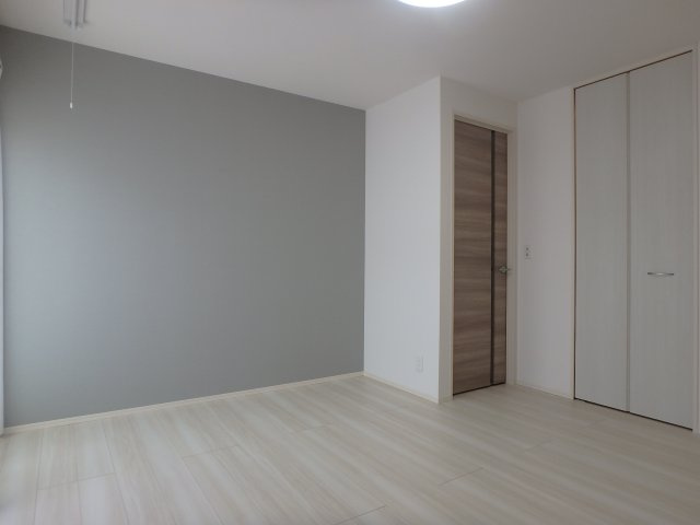 セレナヴィラ小阪Wの洋室