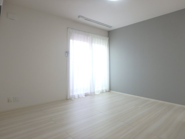 セレナヴィラ小阪Wの洋室