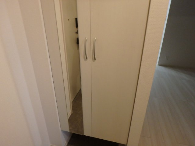 セレナヴィラ小阪Wの収納