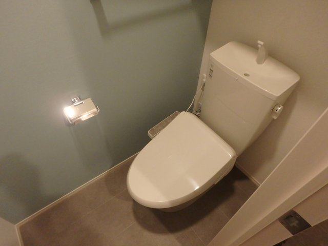 セレナヴィラ小阪Wのトイレ