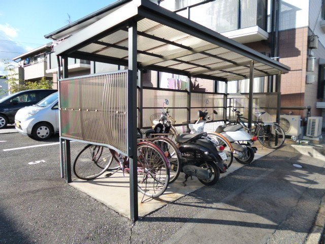 倉敷市中庄のアパートのその他共用部分|自転車置き場