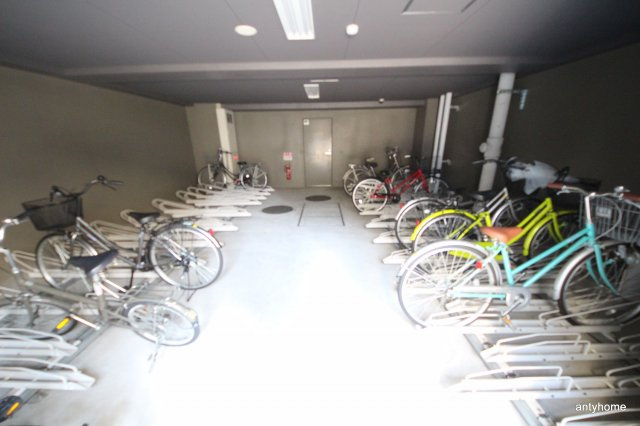 アクアプレイス梅田Ⅲ　仲介手数料無料の駐車場