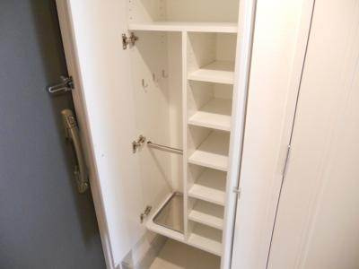 グラマシー京都（旧リエトコート塩小路堀川）の収納|シューズＢＯＸ