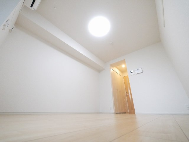 ミニョンフルールの寝室|落ち着いた色調の寝室です