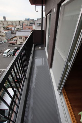 【バルコニー】 | メゾンまつした