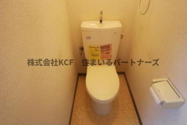 メゾンフジヨシのトイレ|落ち着いた色調のトイレです