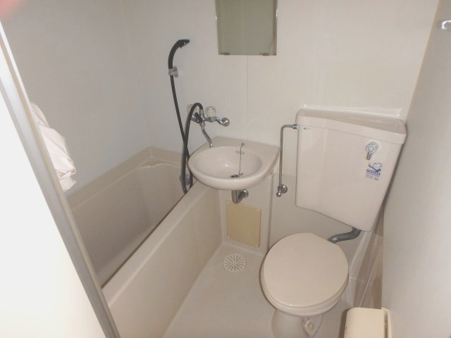 フレンドハウス５６の浴室