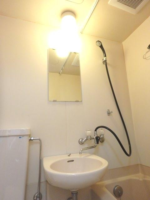 フレンドハウス５６の洗面所