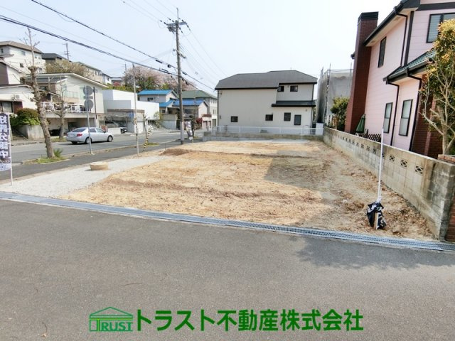 明石市大久保町山手台5期1号棟の前面道路含む現地写真