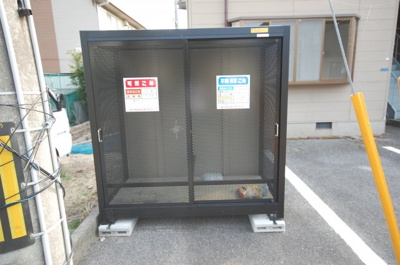 【その他共用部分】 | ぴあこーとⅠ | 敷地内にごみ置き場があります