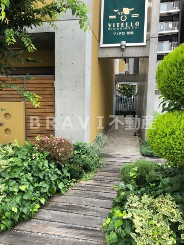 ヴィテロ緑橋　BRAVI不動産のエントランス|【ヴィテロ緑橋】エントランスです