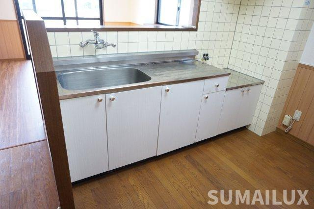 熊本市東区戸島１丁目の賃貸マンションのキッチン