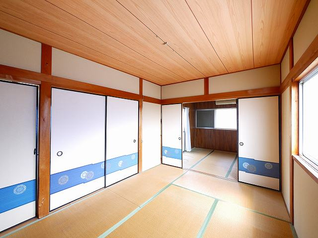 福井貸家の内装|内装は落ち着いています