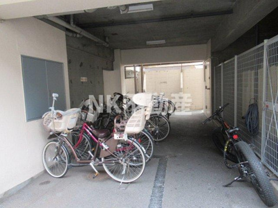 【その他共用部分】 | メゾンイサム（新深江賃貸） | 駐輪場です