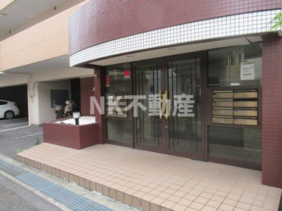 【エントランス】 | メゾンイサム（新深江賃貸） | 毎日通るエントランスはこのようになっています