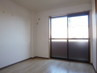 【洋室】 | グーズベリー・アイ