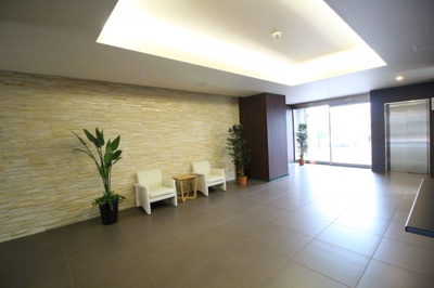 【エントランス】 | グランシャリオ