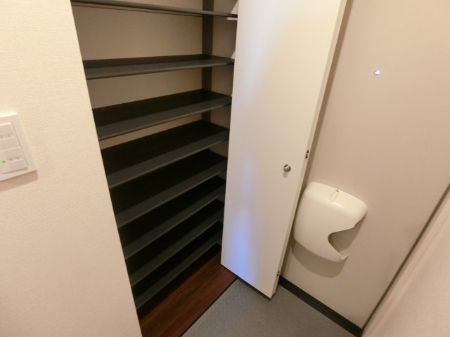 ZAIKI B.L.D.Gの内装