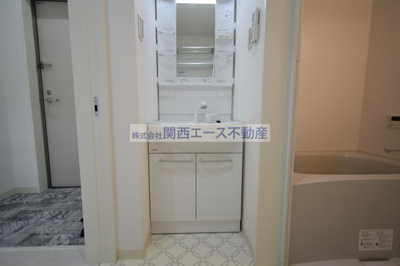 【洗面所】 | クリエオーレ高井田西