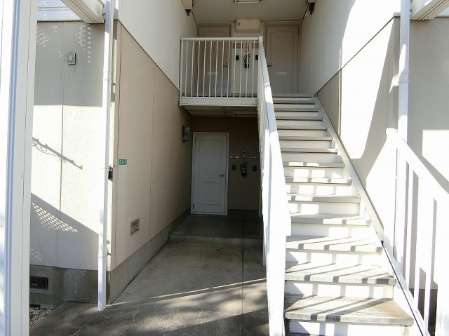 フレグランス南町のその他共用部分|階段があります