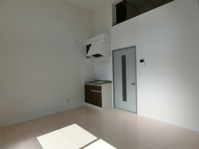 ベルトピア岩倉の居間・リビング