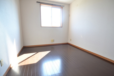 【洋室】 | フレンズハウス金沢Ｆ | 6.75帖