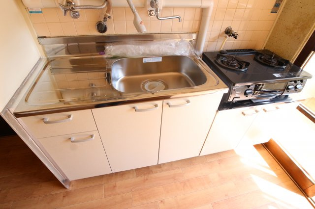 多聞台ビル2号棟のキッチン